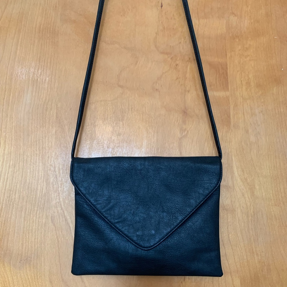 Simple black purse